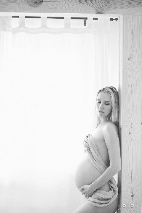 WAAACH5BAEAAAAALAAAAAABAAEAAAICRAEAOw==