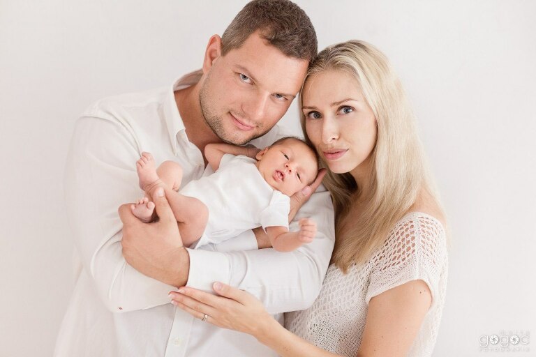 WAAACH5BAEAAAAALAAAAAABAAEAAAICRAEAOw==