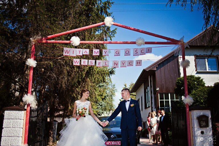 WAAACH5BAEAAAAALAAAAAABAAEAAAICRAEAOw==