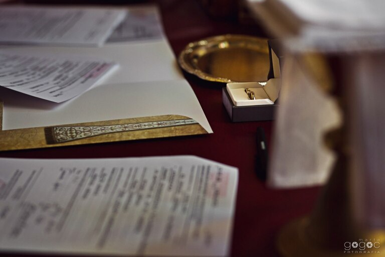 WAAACH5BAEAAAAALAAAAAABAAEAAAICRAEAOw==