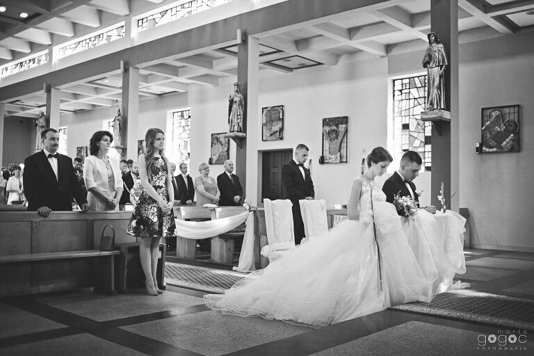 WAAACH5BAEAAAAALAAAAAABAAEAAAICRAEAOw==