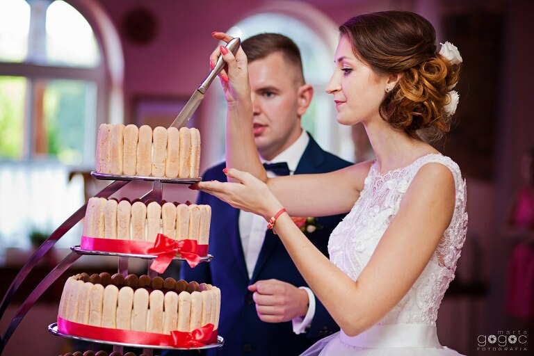 WAAACH5BAEAAAAALAAAAAABAAEAAAICRAEAOw==