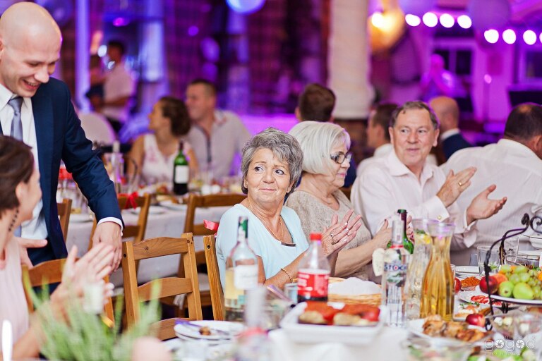 WAAACH5BAEAAAAALAAAAAABAAEAAAICRAEAOw==