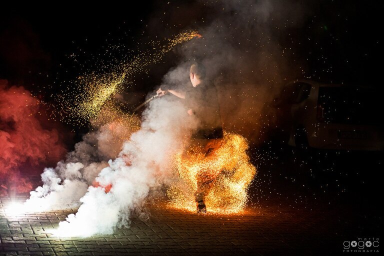 WAAACH5BAEAAAAALAAAAAABAAEAAAICRAEAOw==