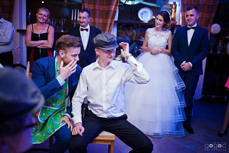 WAAACH5BAEAAAAALAAAAAABAAEAAAICRAEAOw==