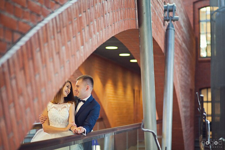 WAAACH5BAEAAAAALAAAAAABAAEAAAICRAEAOw==