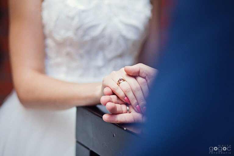 WAAACH5BAEAAAAALAAAAAABAAEAAAICRAEAOw==