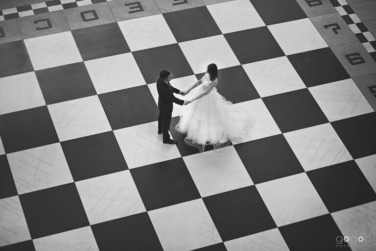 WAAACH5BAEAAAAALAAAAAABAAEAAAICRAEAOw==