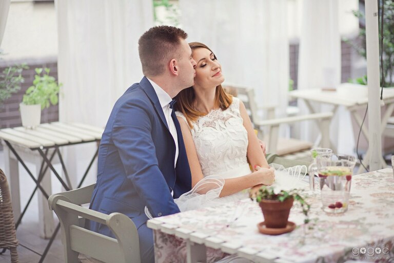 WAAACH5BAEAAAAALAAAAAABAAEAAAICRAEAOw==