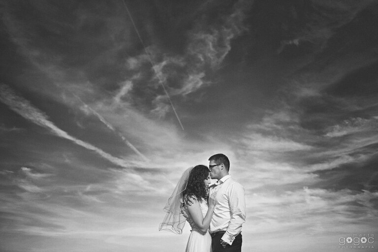 WAAACH5BAEAAAAALAAAAAABAAEAAAICRAEAOw==