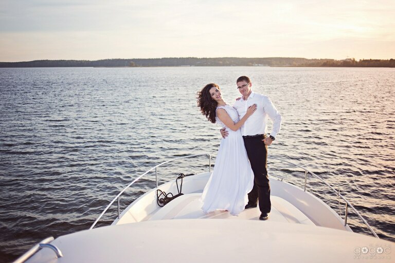 WAAACH5BAEAAAAALAAAAAABAAEAAAICRAEAOw==