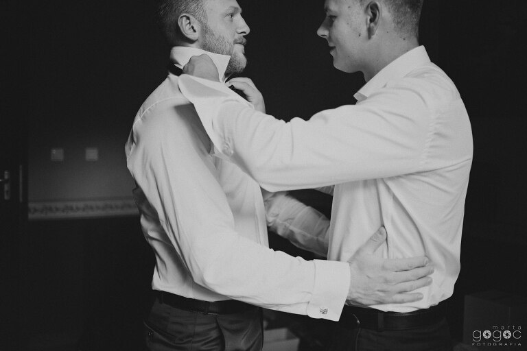 WAAACH5BAEAAAAALAAAAAABAAEAAAICRAEAOw==