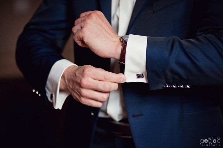 WAAACH5BAEAAAAALAAAAAABAAEAAAICRAEAOw==