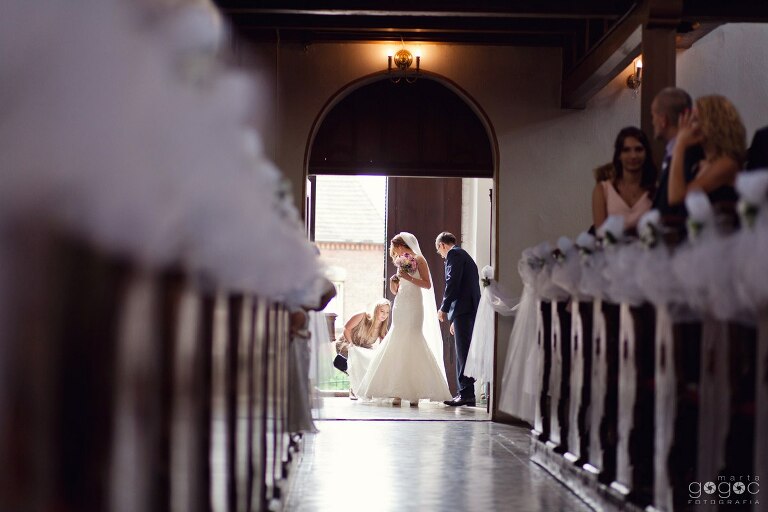 WAAACH5BAEAAAAALAAAAAABAAEAAAICRAEAOw==