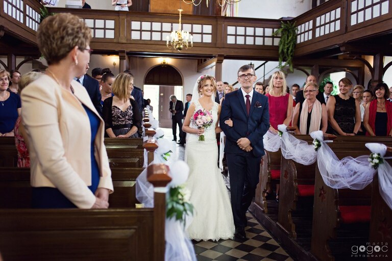 WAAACH5BAEAAAAALAAAAAABAAEAAAICRAEAOw==