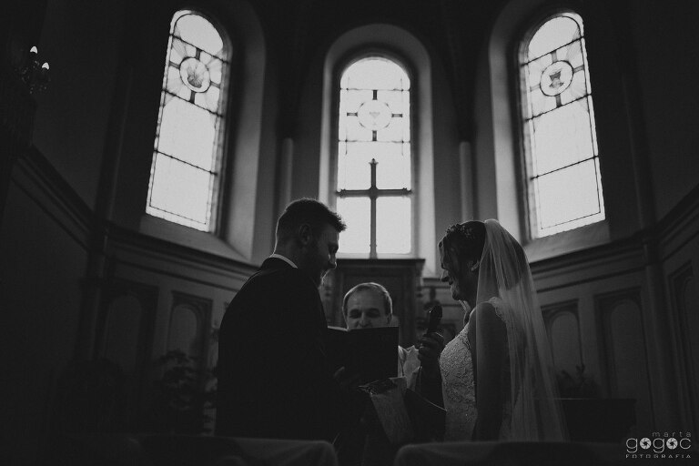 WAAACH5BAEAAAAALAAAAAABAAEAAAICRAEAOw==