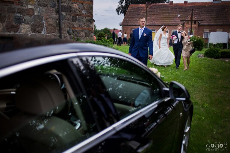 WAAACH5BAEAAAAALAAAAAABAAEAAAICRAEAOw==