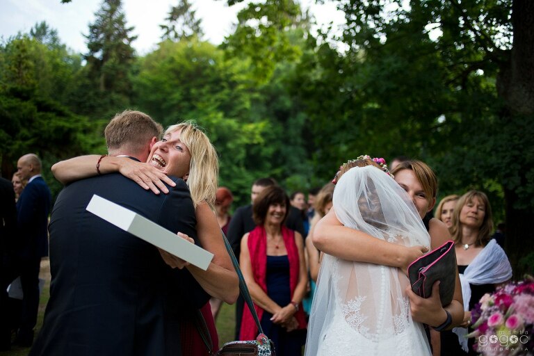 WAAACH5BAEAAAAALAAAAAABAAEAAAICRAEAOw==