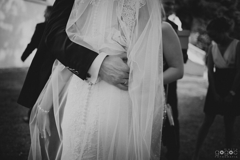 WAAACH5BAEAAAAALAAAAAABAAEAAAICRAEAOw==