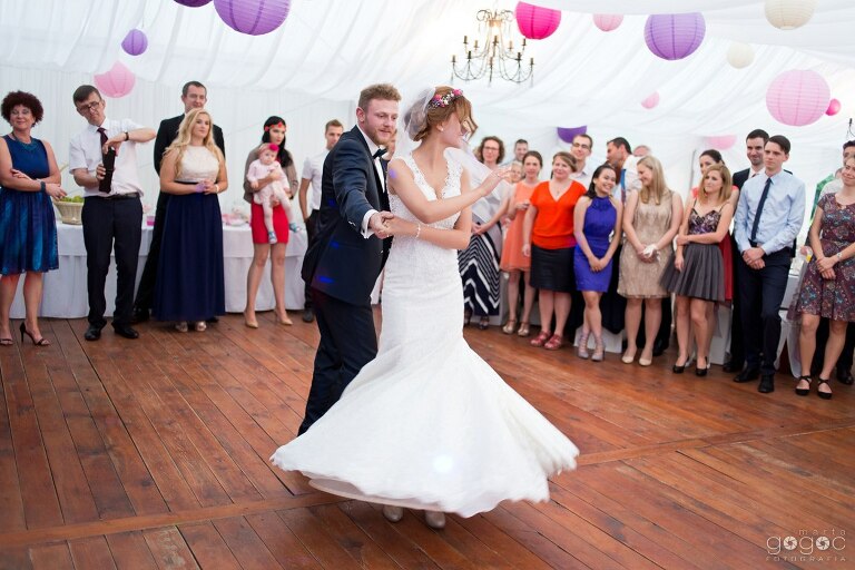 WAAACH5BAEAAAAALAAAAAABAAEAAAICRAEAOw==