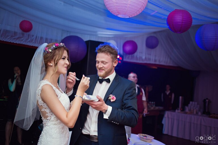 WAAACH5BAEAAAAALAAAAAABAAEAAAICRAEAOw==