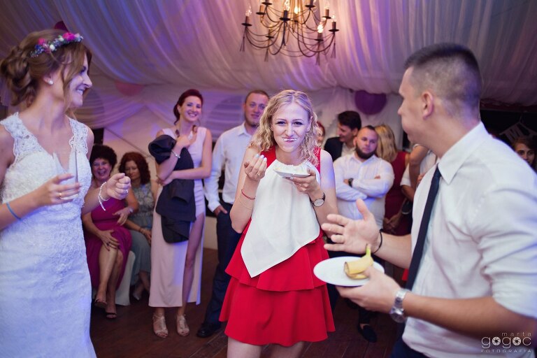 WAAACH5BAEAAAAALAAAAAABAAEAAAICRAEAOw==