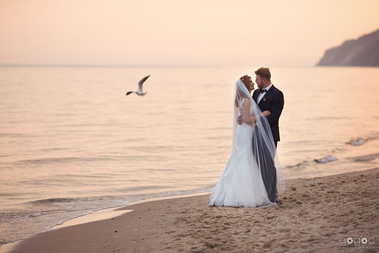 WAAACH5BAEAAAAALAAAAAABAAEAAAICRAEAOw==