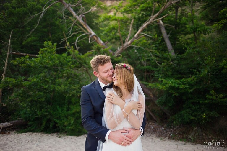 WAAACH5BAEAAAAALAAAAAABAAEAAAICRAEAOw==