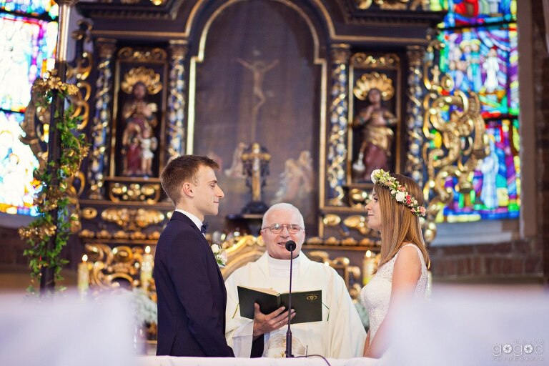 WAAACH5BAEAAAAALAAAAAABAAEAAAICRAEAOw==