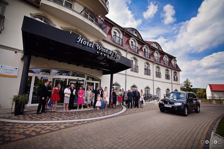 WAAACH5BAEAAAAALAAAAAABAAEAAAICRAEAOw==