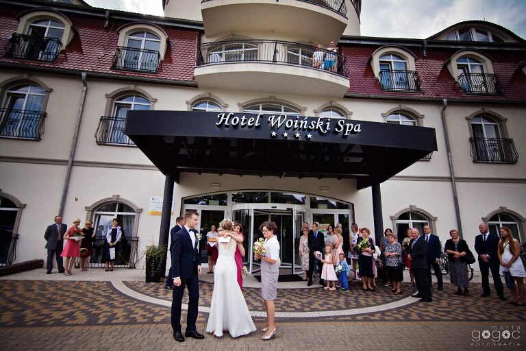 WAAACH5BAEAAAAALAAAAAABAAEAAAICRAEAOw==