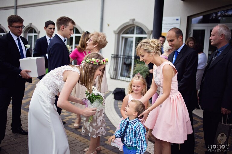 WAAACH5BAEAAAAALAAAAAABAAEAAAICRAEAOw==