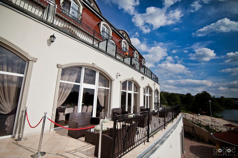 WAAACH5BAEAAAAALAAAAAABAAEAAAICRAEAOw==