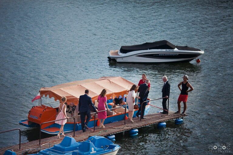 WAAACH5BAEAAAAALAAAAAABAAEAAAICRAEAOw==