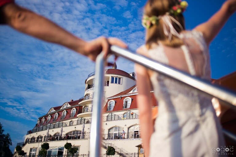 WAAACH5BAEAAAAALAAAAAABAAEAAAICRAEAOw==