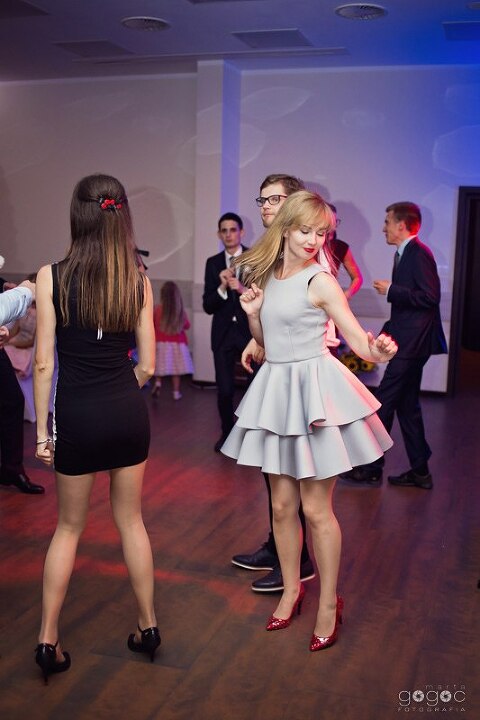 WAAACH5BAEAAAAALAAAAAABAAEAAAICRAEAOw==