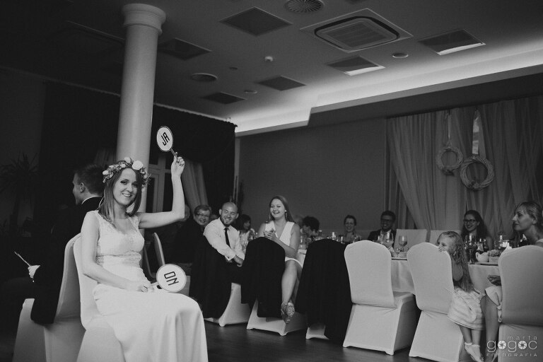 WAAACH5BAEAAAAALAAAAAABAAEAAAICRAEAOw==