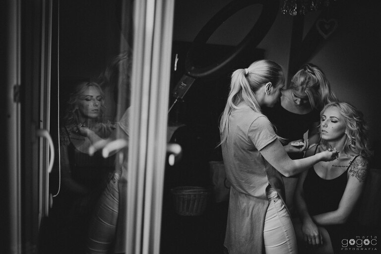 WAAACH5BAEAAAAALAAAAAABAAEAAAICRAEAOw==