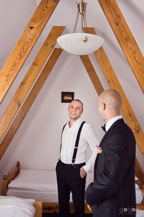 WAAACH5BAEAAAAALAAAAAABAAEAAAICRAEAOw==