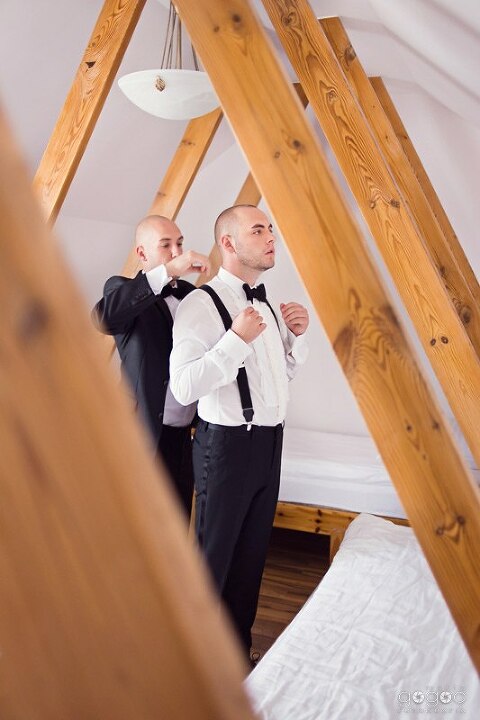 WAAACH5BAEAAAAALAAAAAABAAEAAAICRAEAOw==