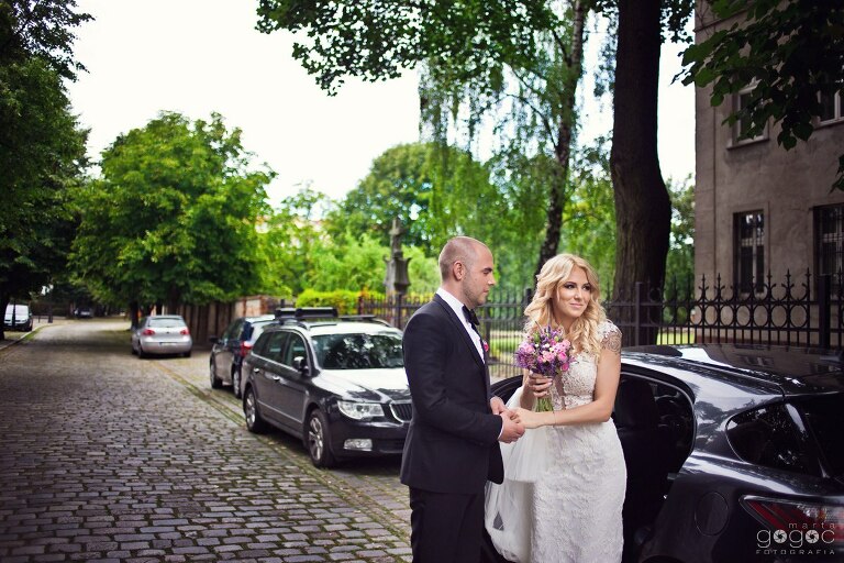 WAAACH5BAEAAAAALAAAAAABAAEAAAICRAEAOw==