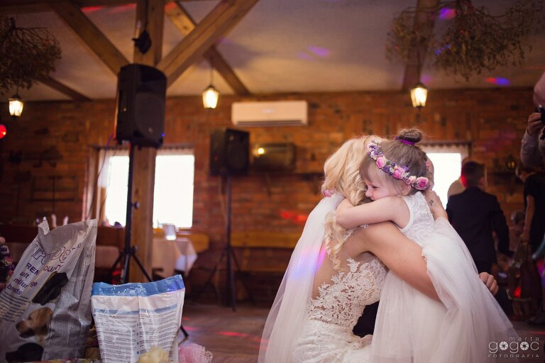 WAAACH5BAEAAAAALAAAAAABAAEAAAICRAEAOw==