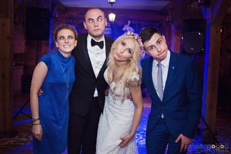 WAAACH5BAEAAAAALAAAAAABAAEAAAICRAEAOw==