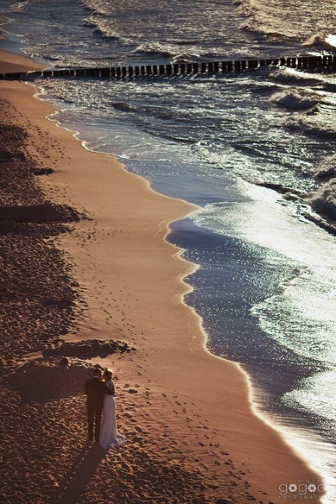 WAAACH5BAEAAAAALAAAAAABAAEAAAICRAEAOw==