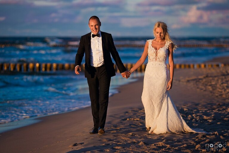 WAAACH5BAEAAAAALAAAAAABAAEAAAICRAEAOw==