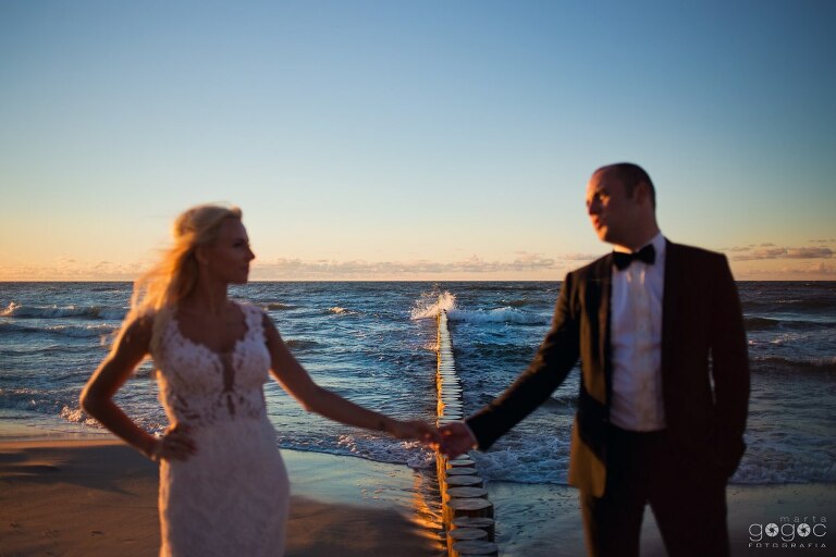 WAAACH5BAEAAAAALAAAAAABAAEAAAICRAEAOw==