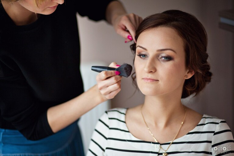 WAAACH5BAEAAAAALAAAAAABAAEAAAICRAEAOw==