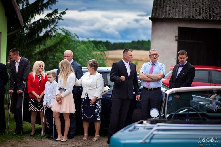 WAAACH5BAEAAAAALAAAAAABAAEAAAICRAEAOw==