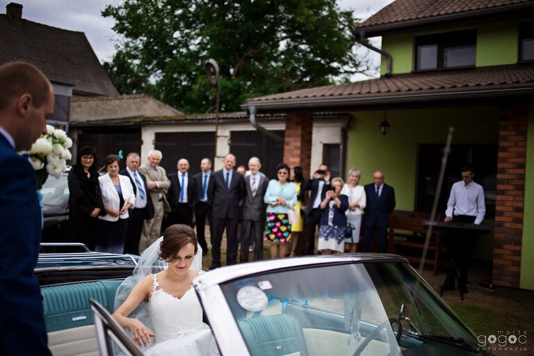 WAAACH5BAEAAAAALAAAAAABAAEAAAICRAEAOw==