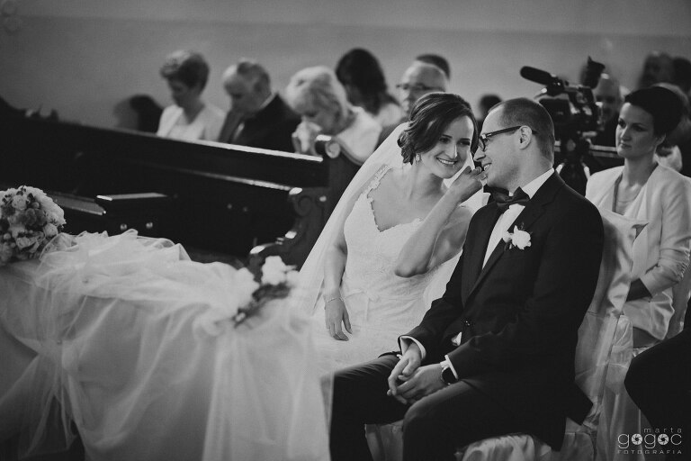 WAAACH5BAEAAAAALAAAAAABAAEAAAICRAEAOw==